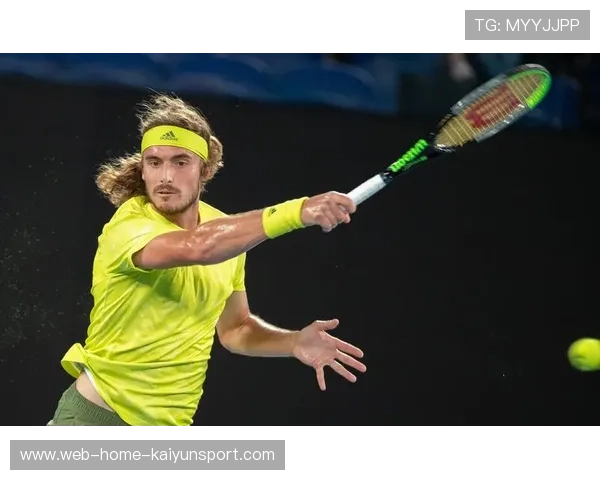 羽毛球女王一球扣飞摄像机，慢镜重播吓坏全网